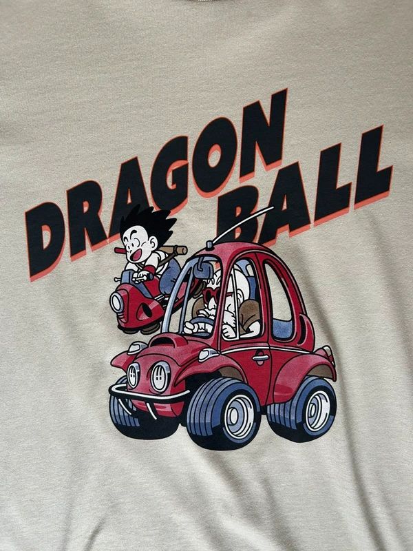 Dragon Ball UT Uniqlo Anime T Shirt Small Cream Goku Kid Car Graphic Manga Tee Japan UT
